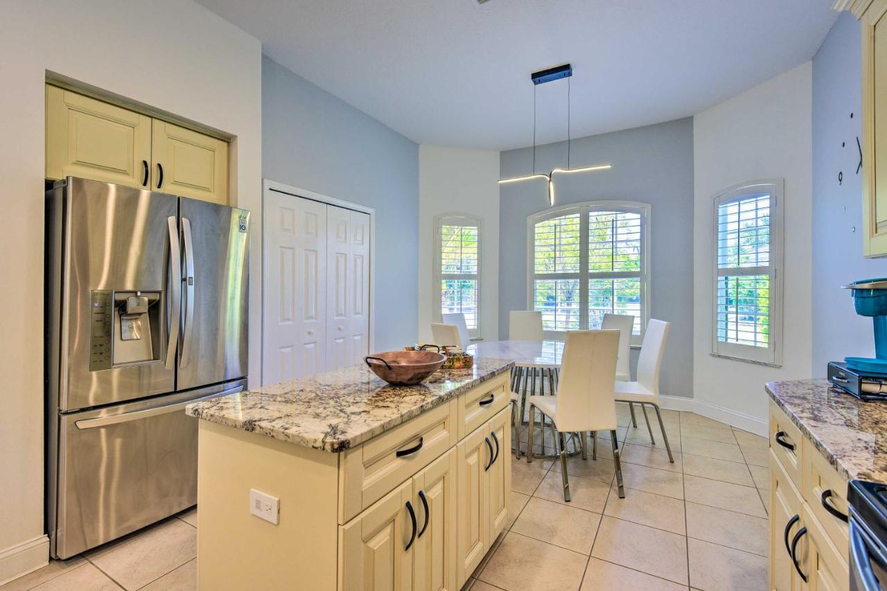 Sun-Soaked Sarasota Oasis With Pool And Hot Tub! Βίλα Εξωτερικό φωτογραφία