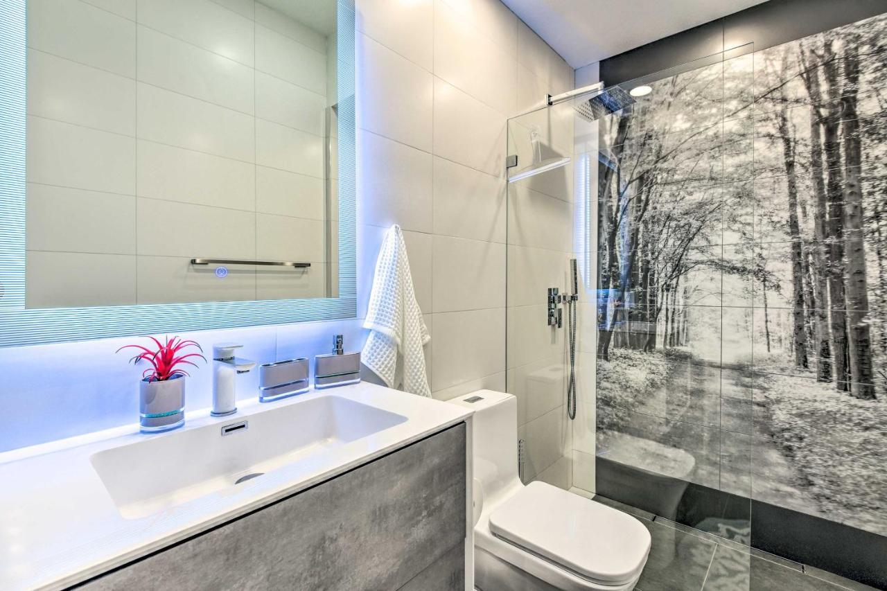 Sun-Soaked Sarasota Oasis With Pool And Hot Tub! Βίλα Εξωτερικό φωτογραφία